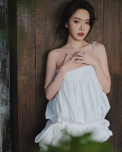 The Spectacular Transformation of Bich Phuong: From Pop Star to Fashion Icon - image 9