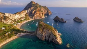 Palmarola: The Prehistoric Mediterranean Island Where Time Stands Still - image 1