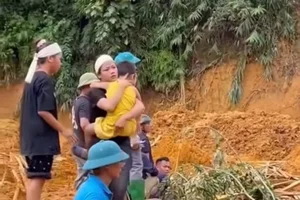 A Heartbreaking Wait: Mother and Child Long for Lost Husband - image 20