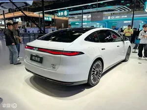BYD Seal 08 Revealed: Flagship Electric Sedan with 900km Range and Ultra-Fast Charging - image 5