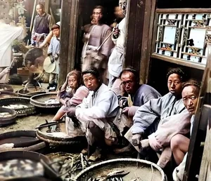 Rare Glimpses into History: The Captivating Beauty and Style of Qing Dynasty Courtesans in Vintage Photography - image 33