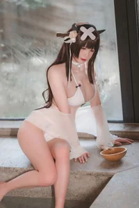 Stunning Kashino Azur Lane Bikini Cosplay by Xi Yuan Si Nan Ge - Summer Beach Photography Collection - image 1