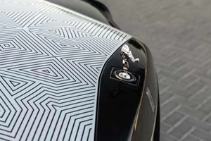 One-of-a-Kind Rolls-Royce Phantom Arabesque: A Masterpiece of Bespoke Luxury and Intricate Laser-Engraved Artistry Inspired by Middle Eastern Architecture - image 3