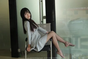 Wan Ping Showcases High Fashion in IESS No.1639 Collection - image 86