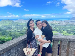 Lam Trường Shares Heartwarming Family Travel Moments with Wife and Daughter - image 6
