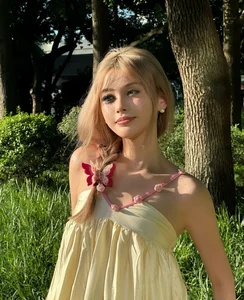 Viral Beauty Trends: The Story Behind the Hidden Social Media Star - image 9