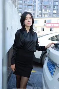 Elegant Fashion Showcase: IESS SXJ No.1617 Featuring Xiao Bao - image 35