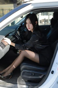 Elegant Fashion Showcase: IESS SXJ No.1617 Featuring Xiao Bao - image 47