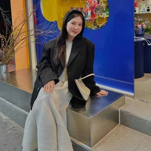 The Evolution of Beauty: Vietnam's 'Killer Trio' Hot Girls After Marriage - image 4