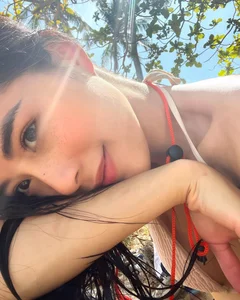 Discover the Stunning Bikini Gallery of Volleyball Icon Đặng Thu Huyền: A Blend of Sport and Glamour - image 2