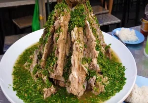 A Culinary Journey Through Thailand: Must-Try Dishes for Every Traveler - image 7