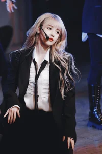 Understanding the Viral K-Pop Girl Group Controversy: A Deep Dive into Recent Social Media Revelations and Complex Idol Relationships - image 1