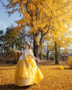 Vietnamese MC Thanh Thanh Huyen Shines in Traditional Hanbok in Korea - image 9