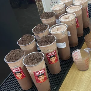 Gen Z Marketing Genius: The Viral Cocoa Shop Taking Social Media by Storm - image 3