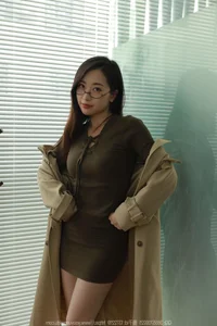 IESS Collection: Elegant Professional Hosiery Fashion - image 13