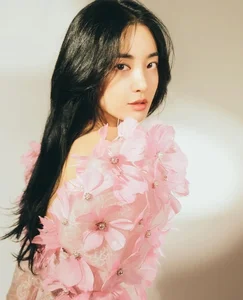Lee Joo Yeon Opens Up About Past Breakups: Fans Speculate on G-Dragon Connection and Viral Comments - image 4