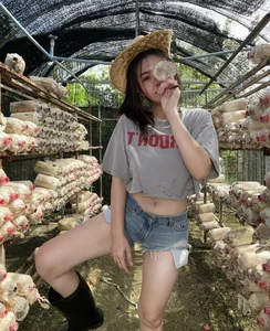 Vietnamese Influencer Captivates Fans with Stunning Return After Viral Farmer Photoshoot - image 5