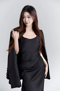 YiTuYu Art Language Vol.7577 Carlee Shi 77 Ya: Bold Creativity and Stunning Visual Narratives - image 0