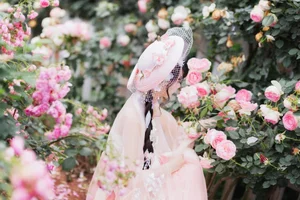 Elegant Portraiture in YiTuYu Art Language Vol.4270 featuring Qi Luo Sheng De Xiao Su Su - image 0