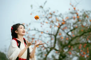 YiTuYu Art Language Vol.6382: Exploring Contemporary Style with Jiao Yi Zhi Sui Sui - image 0