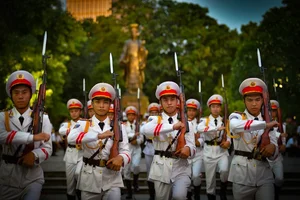 Spectacular Martial Arts and Drill Exhibition by the CAND Guard Force in Hanoi - image 4
