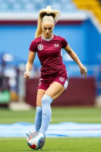Women’s Football Stars: Preparing for Euro 2025 with Talent and Grace - image 7