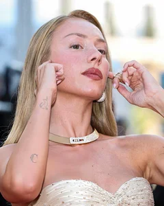 The Truth Behind Mbappe’s Rumored $1.2 Million Necklace Gift at Cannes - image 3