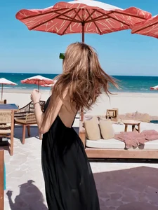 Elegant Beach Style Inspiration: Exploring Luxury Coastal Fashion and Celebrity Travel Trends - image 4