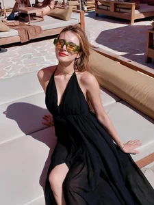 Elegant Beach Style Inspiration: Exploring Luxury Coastal Fashion and Celebrity Travel Trends - image 9