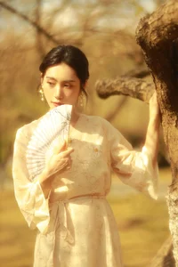Elegant Urban Style with Xiao Bai: YiTuYu Art Language Vol.6468 Visual Story - image 18