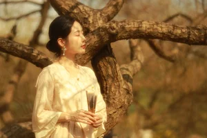 Elegant Urban Style with Xiao Bai: YiTuYu Art Language Vol.6468 Visual Story - image 27