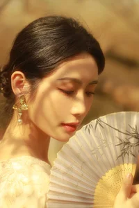 Elegant Urban Style with Xiao Bai: YiTuYu Art Language Vol.6468 Visual Story - image 5