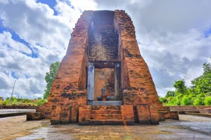 Ancient Heritage: Exploring the Thousand-Year-Old Tower in Bac Lieu - image 2