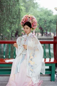 Stunning Visuals: YiTuYu Art Language Vol.10161 Qi Yu Gallery - image 16