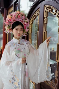 Stunning Visuals: YiTuYu Art Language Vol.10161 Qi Yu Gallery - image 0