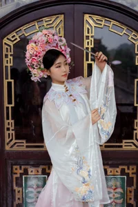 Stunning Visuals: YiTuYu Art Language Vol.10161 Qi Yu Gallery - image 2