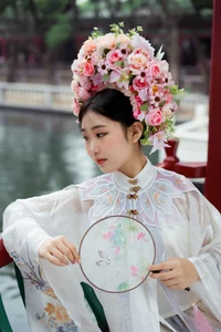 Stunning Visuals: YiTuYu Art Language Vol.10161 Qi Yu Gallery - image 10