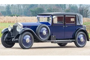 Celebrating a Century of Luxury: The Legendary Rolls-Royce Phantom Marks Its 100th Anniversary - image 21