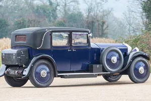 Celebrating a Century of Luxury: The Legendary Rolls-Royce Phantom Marks Its 100th Anniversary - image 20