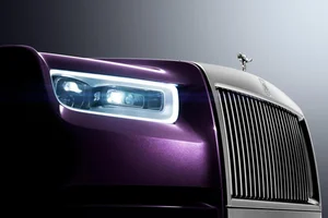 Celebrating a Century of Luxury: The Legendary Rolls-Royce Phantom Marks Its 100th Anniversary - image 23