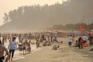 Discover Thien Cam Beach: The Pristine Coastal Gem of Ha Tinh, Vietnam - image 0