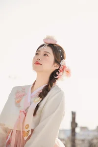 Stunning Visuals in YiTuYu艺图语 Art Language Vol.7340 Featuring Fei Tian Xiao Mo Nu - image 11
