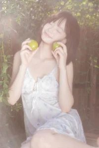 YiTuYu Art Language Vol.10153: Yao Yao Zi Jiang Exclusive 24P Photography Collection - image 0