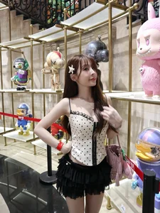 Stunning Influencer Captures Hearts While Exploring the Vibrant World of Popmart - image 0