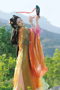 Artistic Vision in YiTuYu Art Language Vol.7269 with Model Zhao Min - image 12
