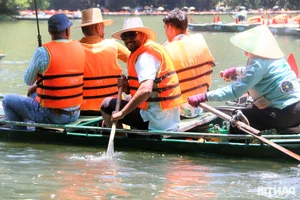 Indian Billionaire Brings 4,500 Tourists to Vietnam's Stunning Trang An Heritage - image 9