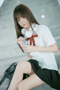 YiTuYu Art Language Vol.10192 Xiao Zhu Kun Le: A Captivating 21-Photo Artistic Portrait Collection - image 7