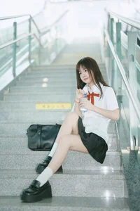 YiTuYu Art Language Vol.10192 Xiao Zhu Kun Le: A Captivating 21-Photo Artistic Portrait Collection - image 20