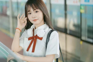 YiTuYu Art Language Vol.10192 Xiao Zhu Kun Le: A Captivating 21-Photo Artistic Portrait Collection - image 19