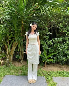 Jung Ji-woo in Vietnam: BTS J-Hope’s Sister Shares Stunning Travel Gallery - image 1